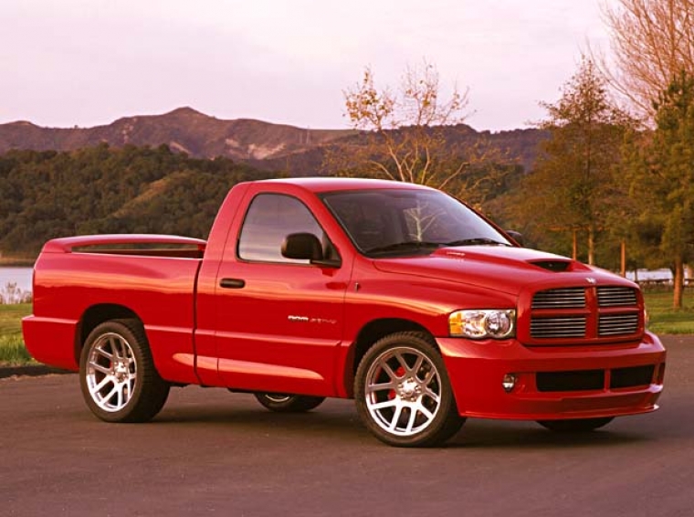 Dodge Ram SRT-10 Pickup med 500 Viper-hk!