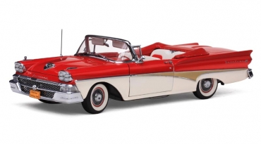 1958 Ford Fairlane 500 Sunliner är en efterlängtad nyhet