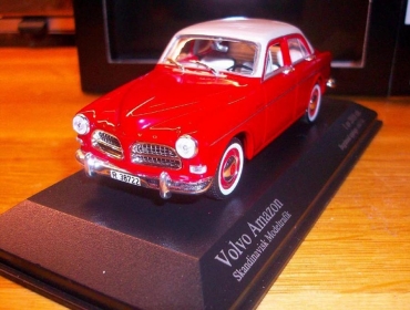 Volvo Amazon är en säljsuccé för Minichamps