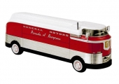 Wow! 1953 GM Futurliner på väg från NOREV i Frankrike!